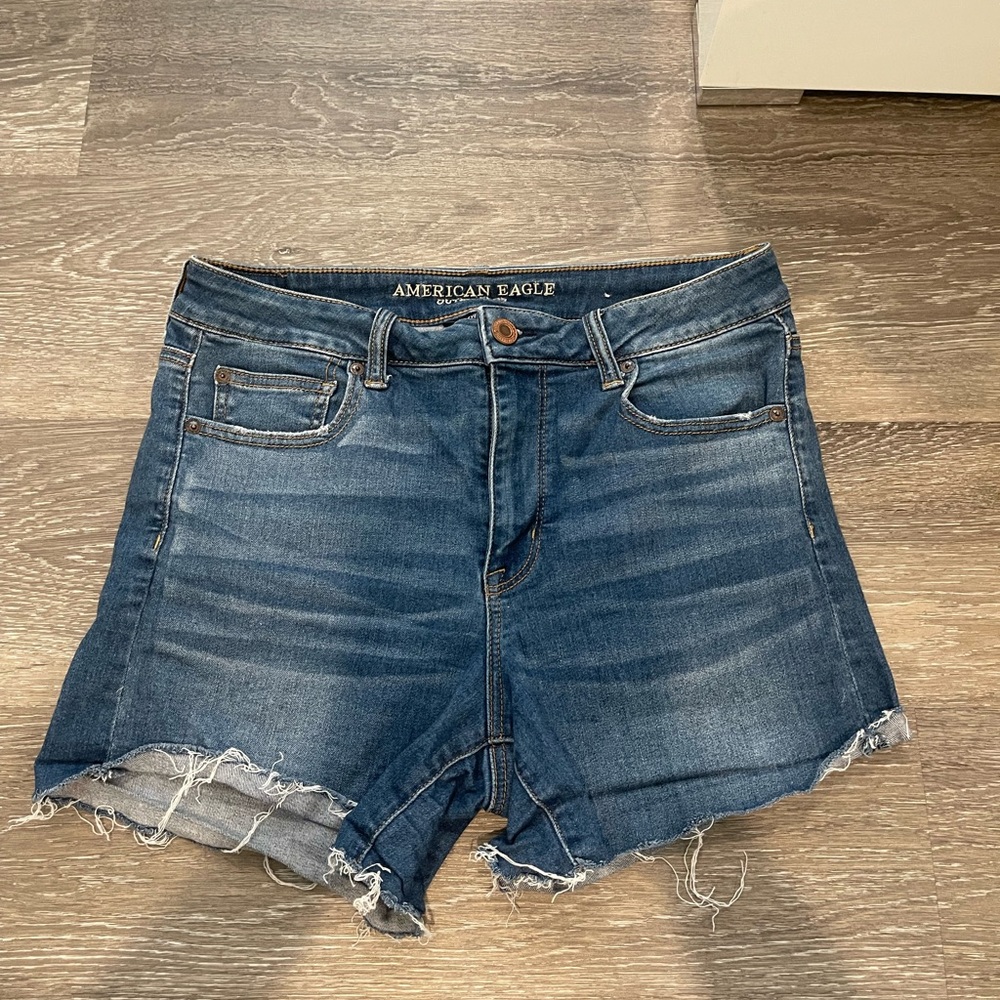 2 American eagle Next level stretch high rise shorts